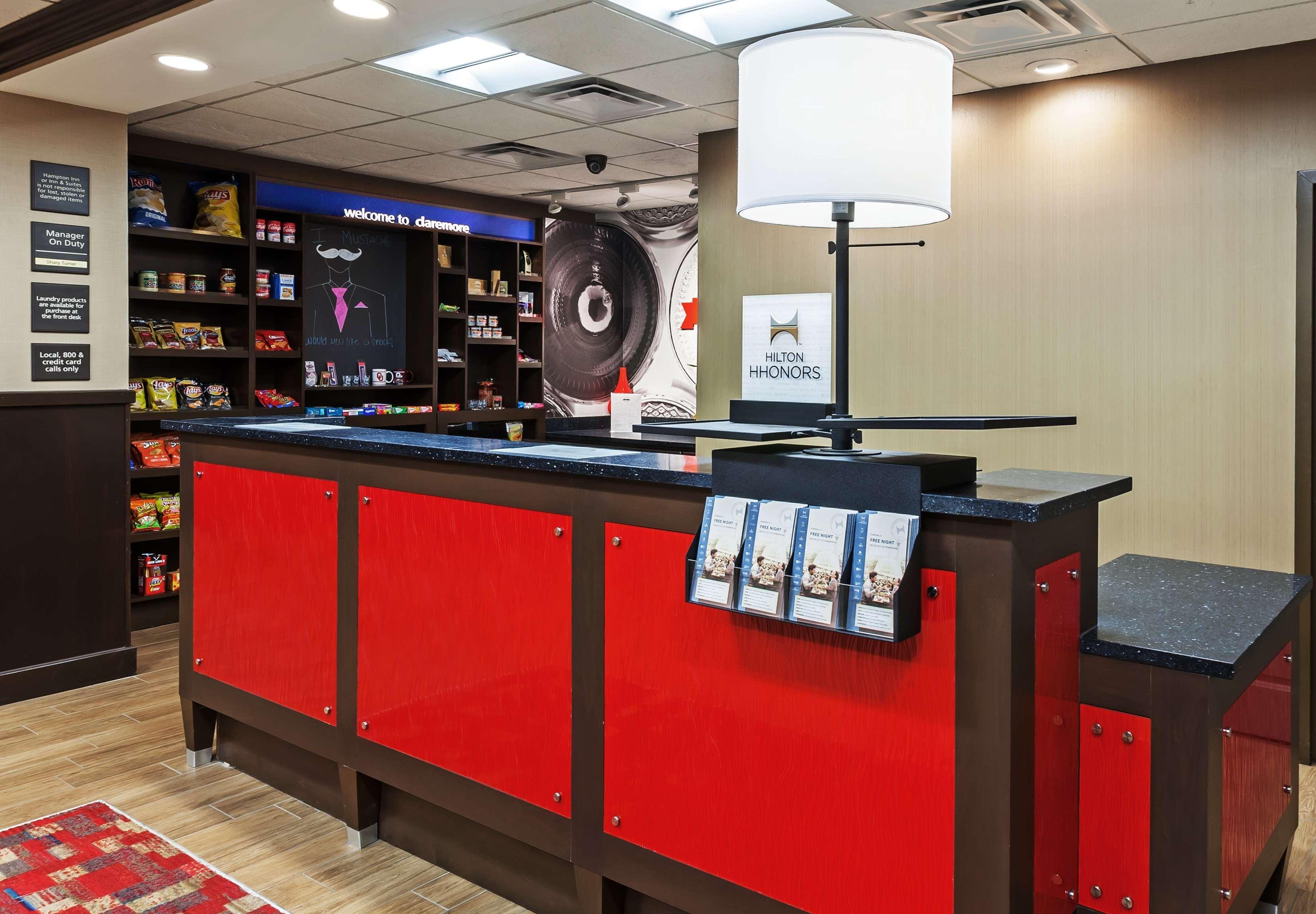 Hampton Inn & Suites Claremore Екстериор снимка